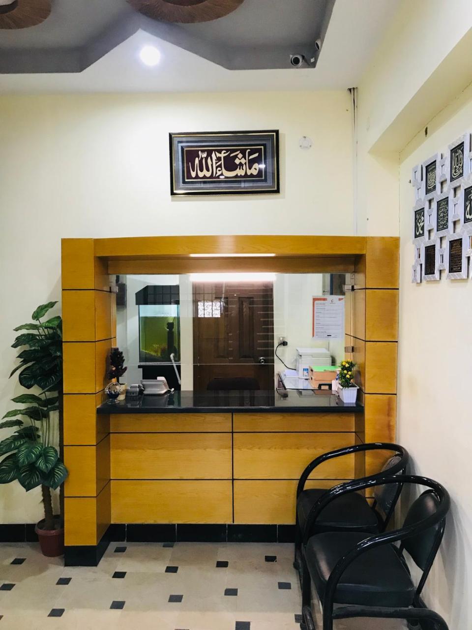 Hotel Second Home Карачи Екстериор снимка