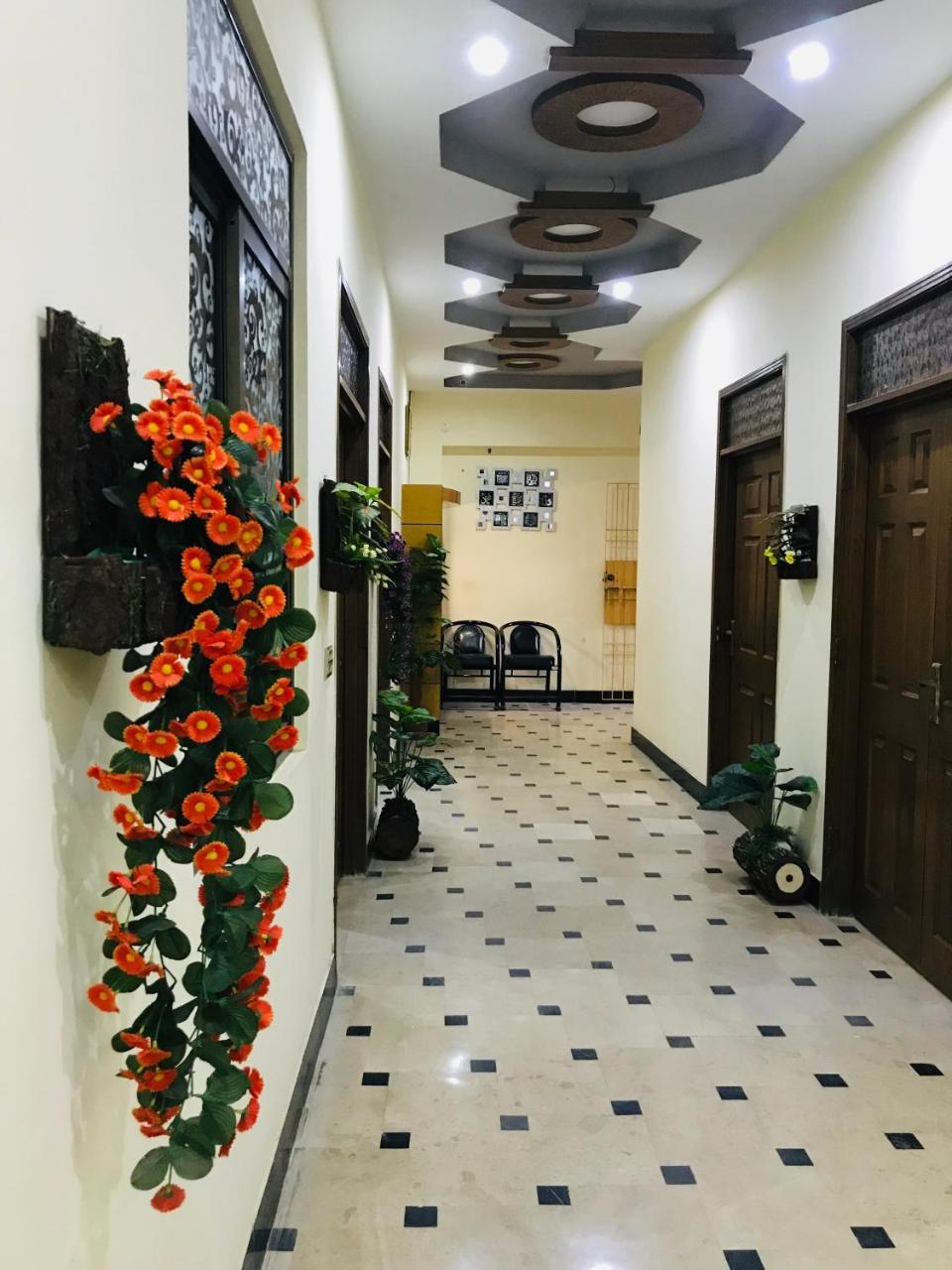 Hotel Second Home Карачи Екстериор снимка